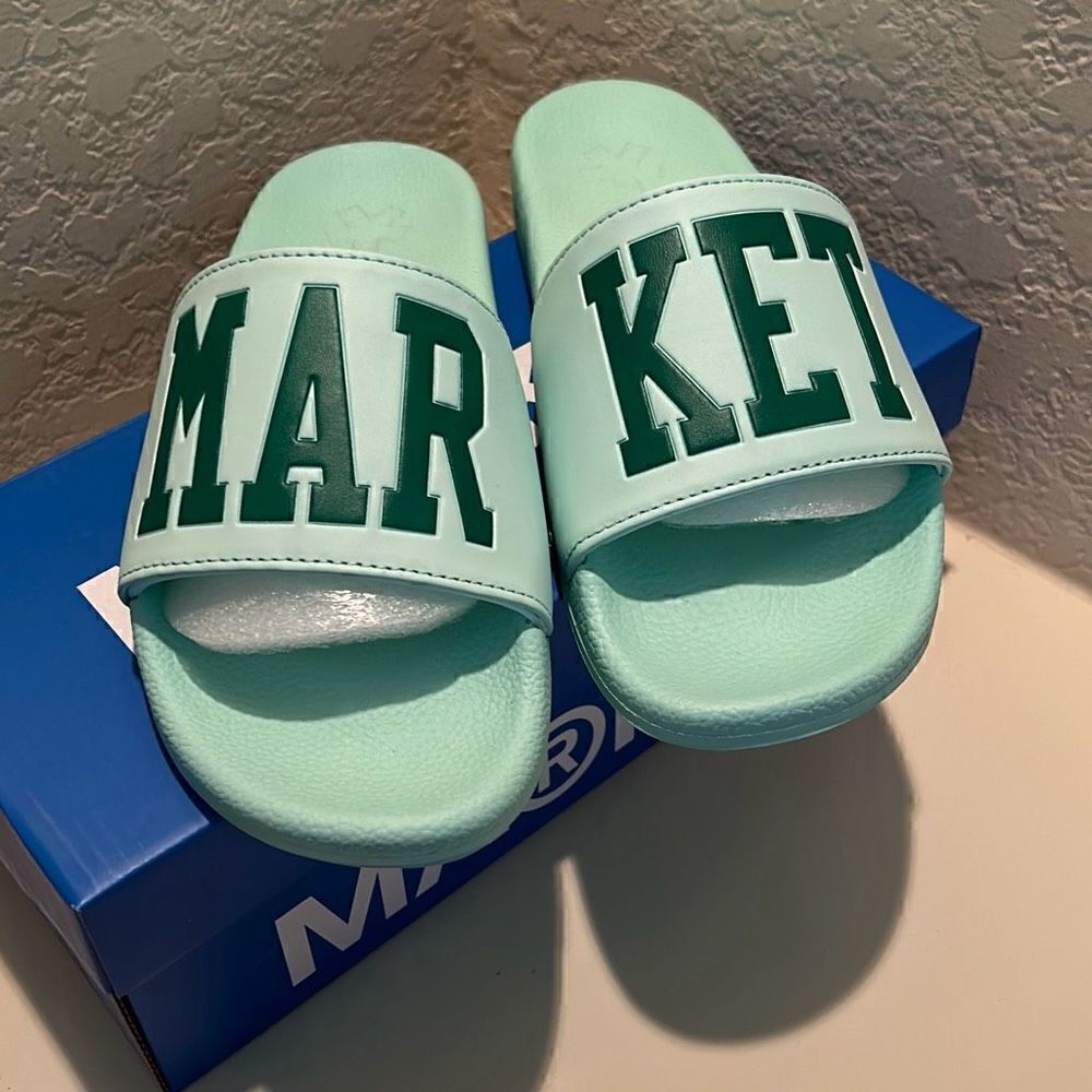 Market Men's Size 9 Women's Size 10. 5 Standard Slide Sandals Sage New In Box